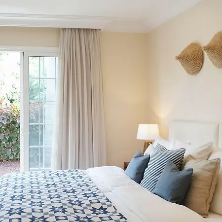 Espléndida Villa Costa Adeje (Tenerife)